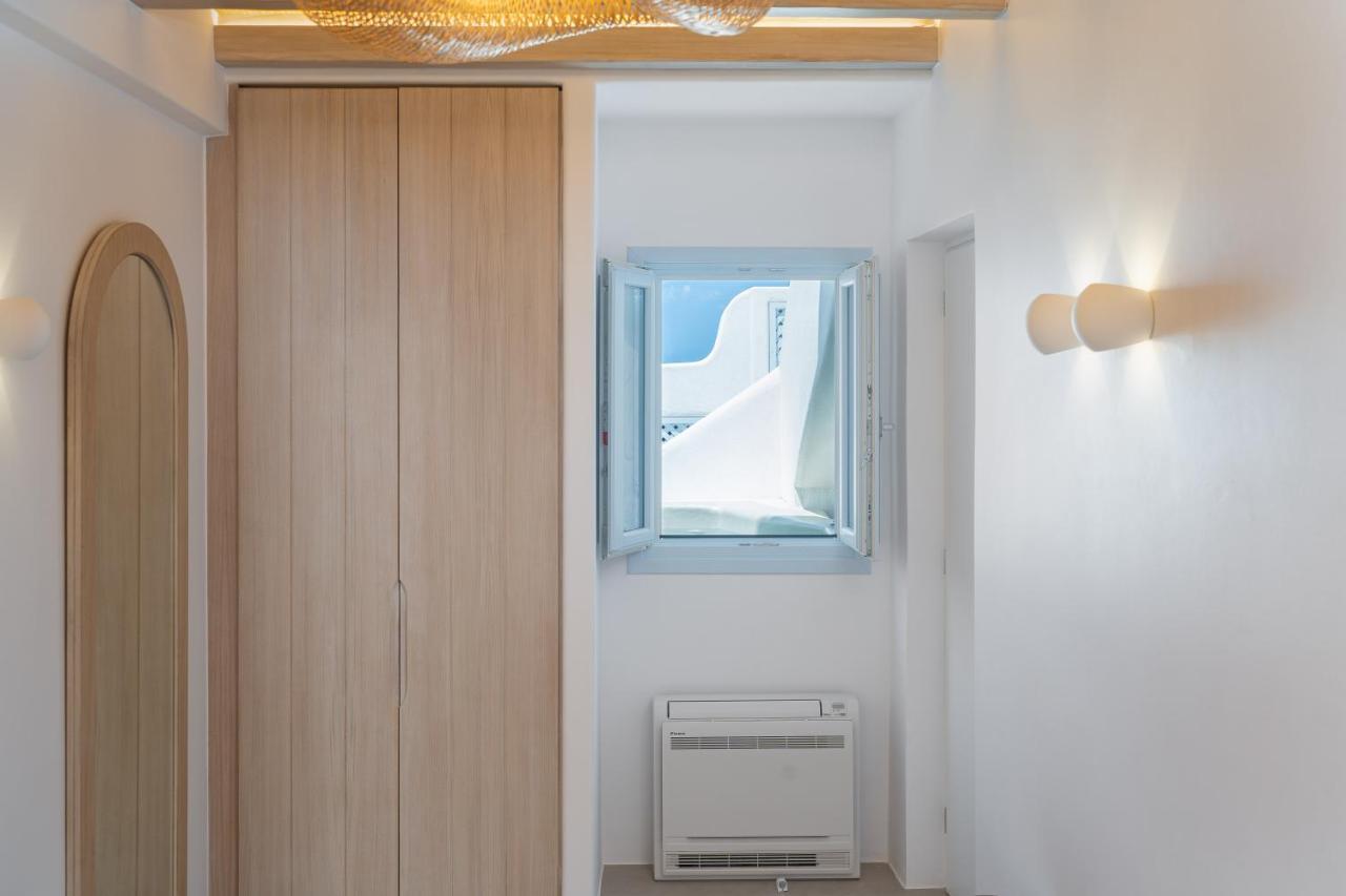 Airth Santorini Suites ฟิรอสเตฟานี ภายนอก รูปภาพ