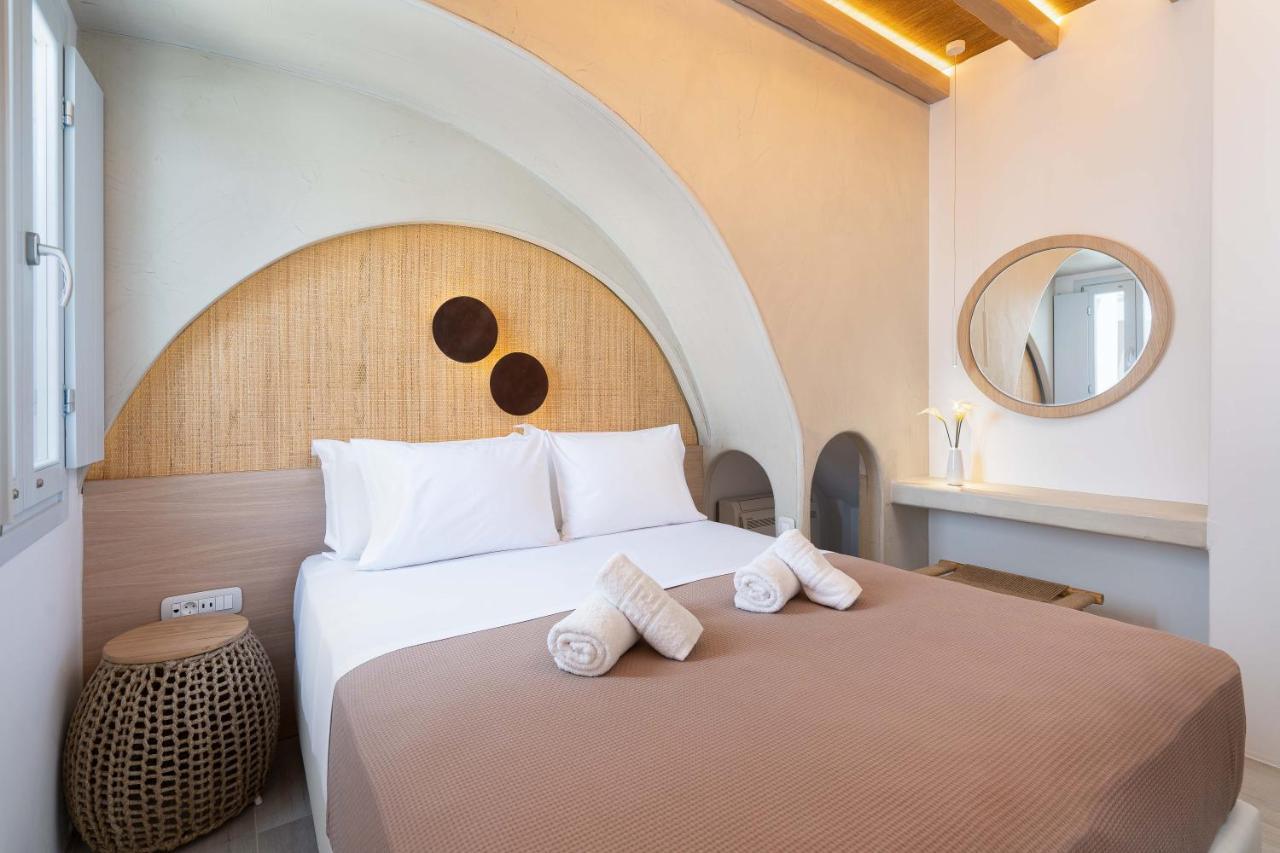 Airth Santorini Suites ฟิรอสเตฟานี ภายนอก รูปภาพ
