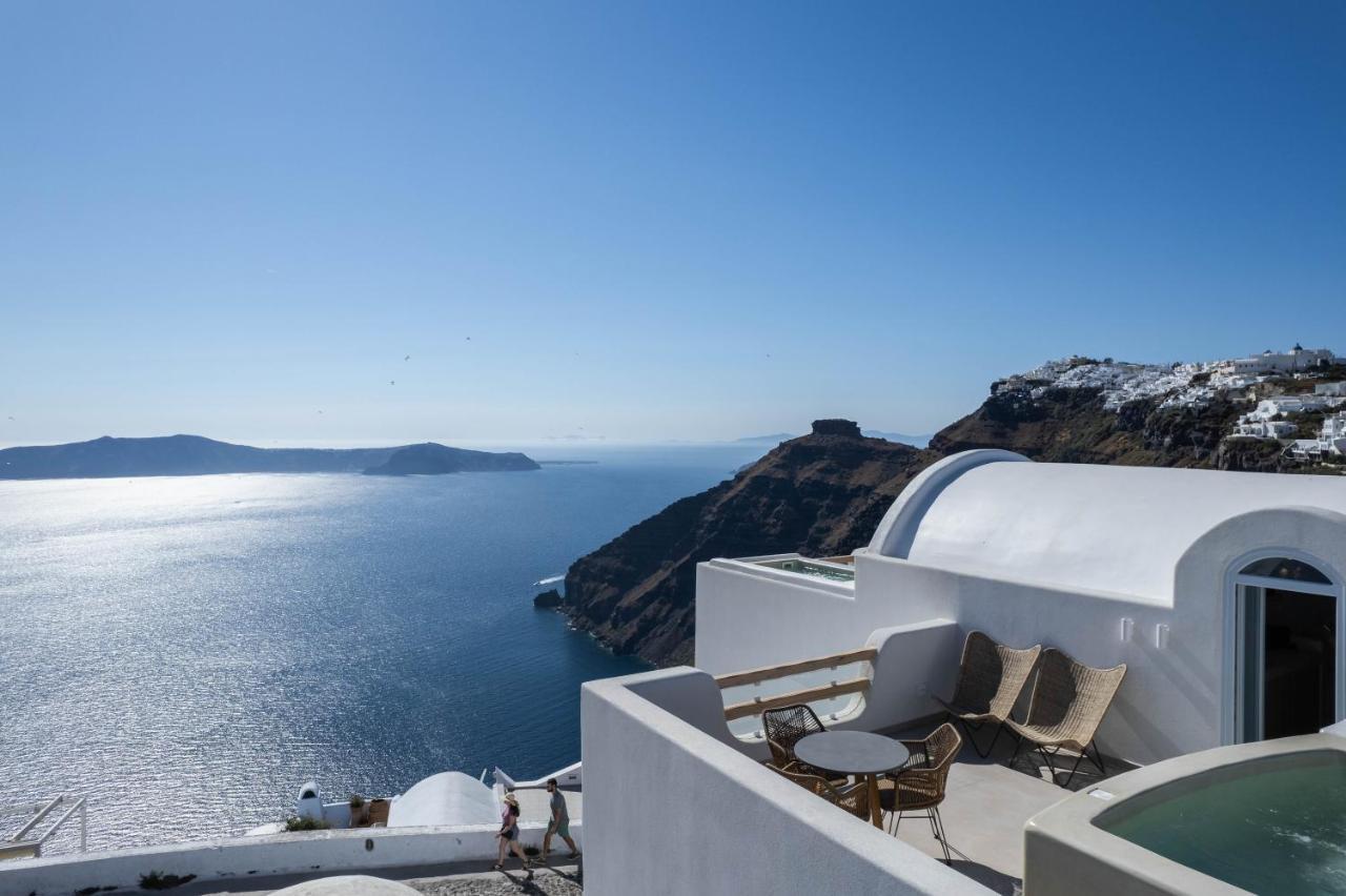 Airth Santorini Suites ฟิรอสเตฟานี ภายนอก รูปภาพ