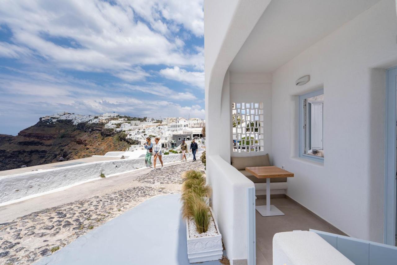 Airth Santorini Suites ฟิรอสเตฟานี ภายนอก รูปภาพ