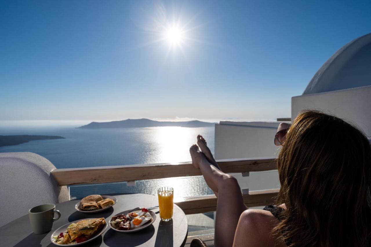 Airth Santorini Suites ฟิรอสเตฟานี ภายนอก รูปภาพ