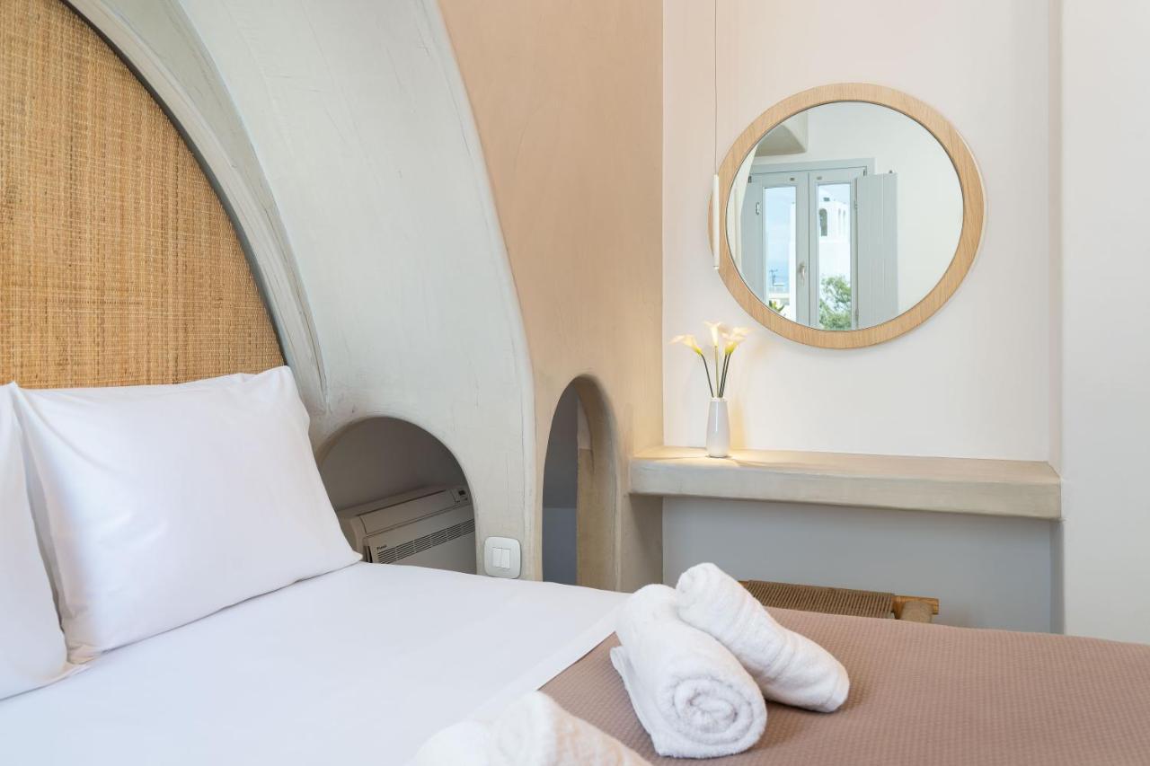 Airth Santorini Suites ฟิรอสเตฟานี ภายนอก รูปภาพ