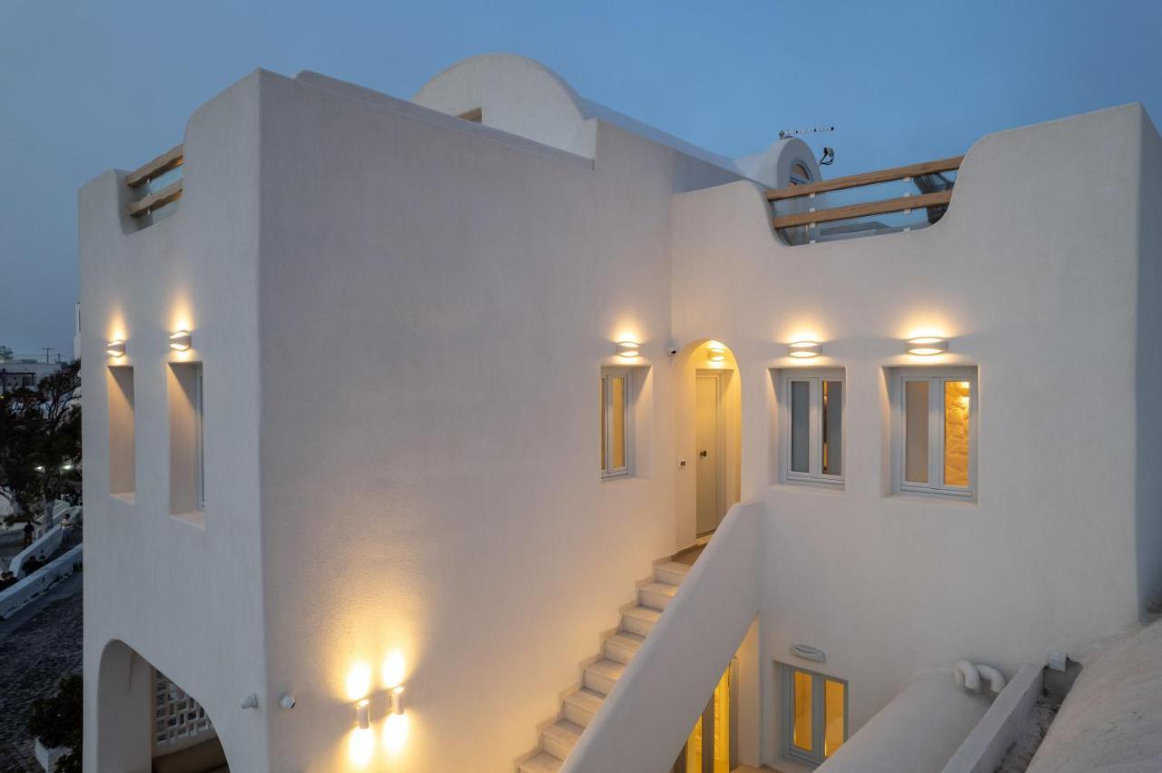 Airth Santorini Suites ฟิรอสเตฟานี ภายนอก รูปภาพ