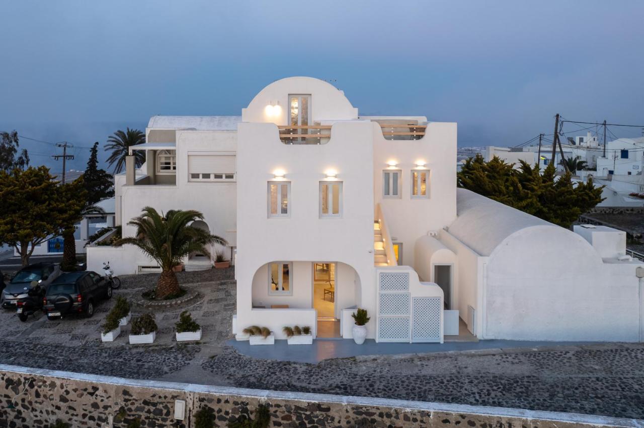 Airth Santorini Suites ฟิรอสเตฟานี ภายนอก รูปภาพ